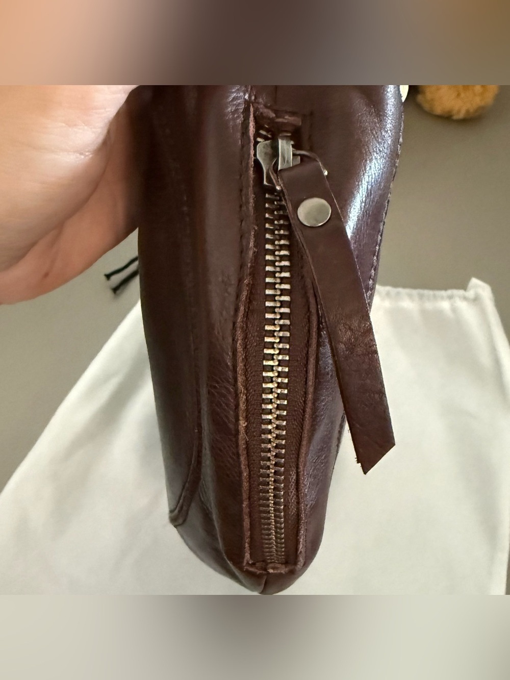 Latico Leathers Crosby Sling Crossbody in Soft Brown Leather 🐻 - Picture 9 of 13